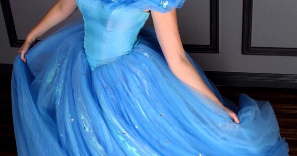 P143 Movies Cosplay Costume Cinderella 2015 Ella blue dress princess  iridescent