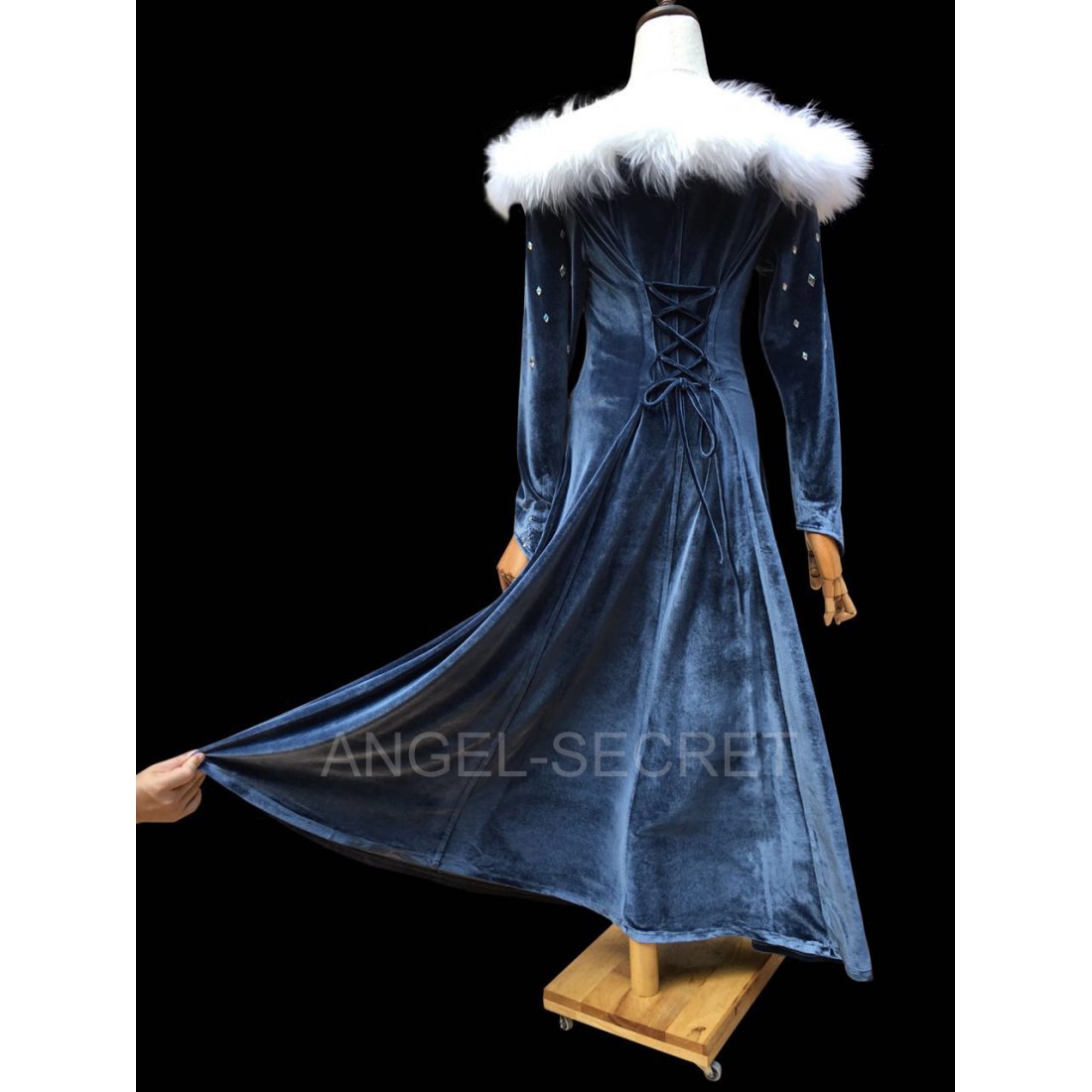 R998 Olafs Frozen Adventure Elsa Dress