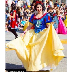 P137 SNOW WHITE costume PARK VERSION