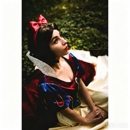 P137 SNOW WHITE costume PARK VERSION